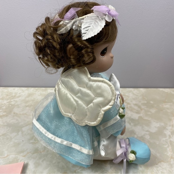 The Ashton Drake Galleries Precious Moments Blessings of Faith Doll - Picture 11 of 12